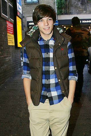 Louis Tomlinson 9